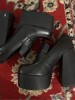 Windsor Smith Black Platform Block Heel Loafers